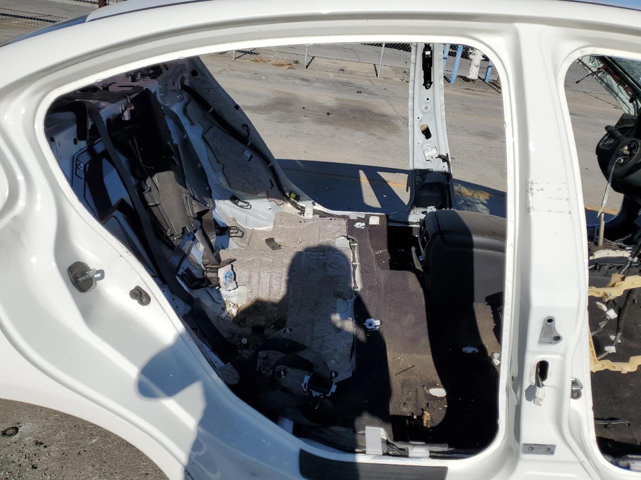 JN1EV7AP2JM351002 2018 Infiniti Q50 Luxe