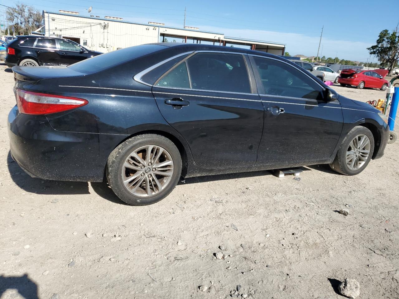 4T1BF1FK5FU927885 2015 Toyota Camry Le