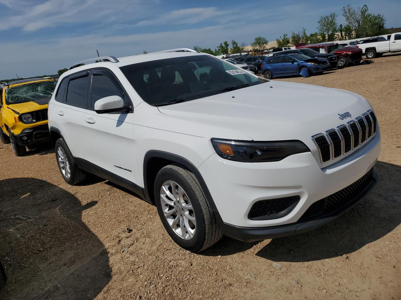 2020 Jeep Cherokee Latitude vin: 1C4PJLCB0LD556185