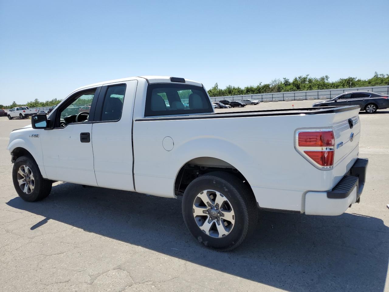 1FTFX1CF4DKE51826 2013 Ford F150 Super Cab