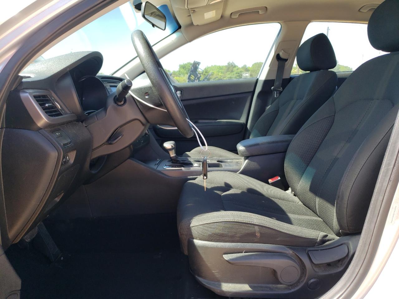 5XXGT4L30HG164961 2017 Kia Optima Lx