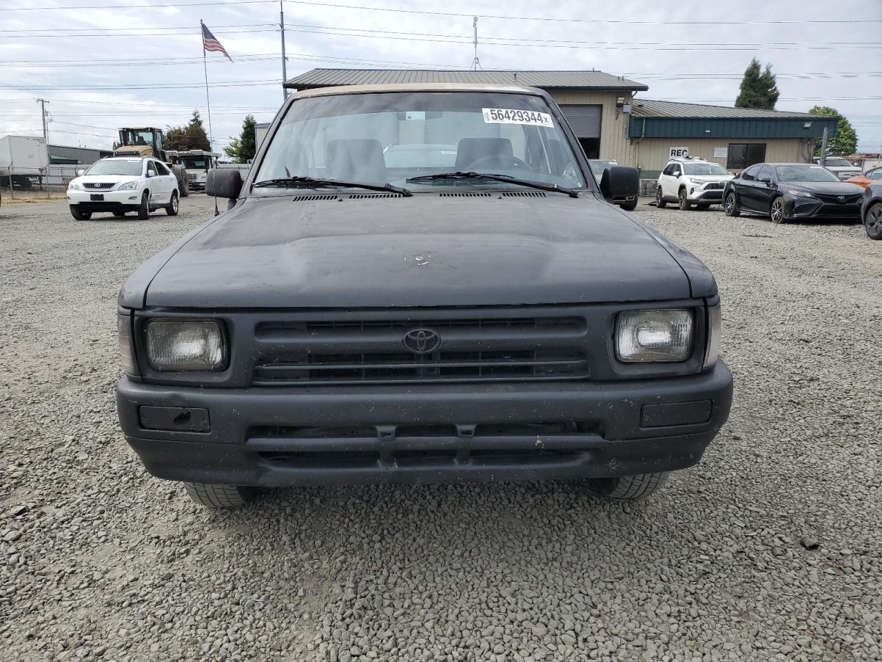 Lot #2605954413 1994 TOYOTA PICKUP 1/2