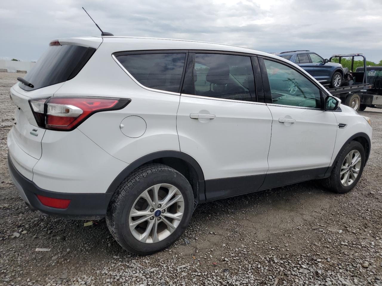 2017 Ford Escape Se vin: 1FMCU0GD1HUA61917