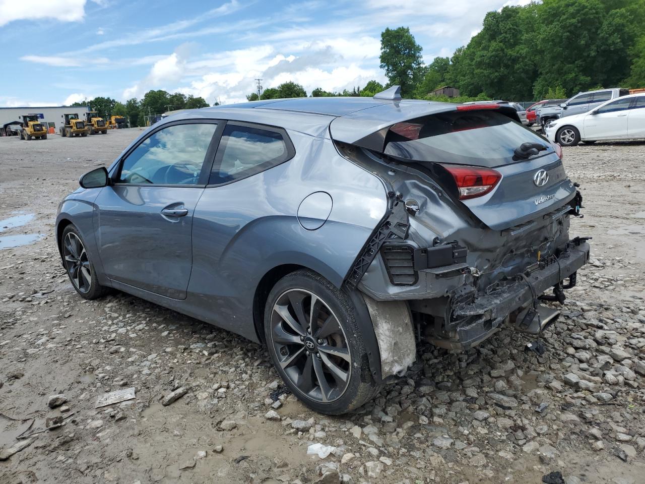 2019 Hyundai Veloster Base vin: KMHTG6AF5KU013204