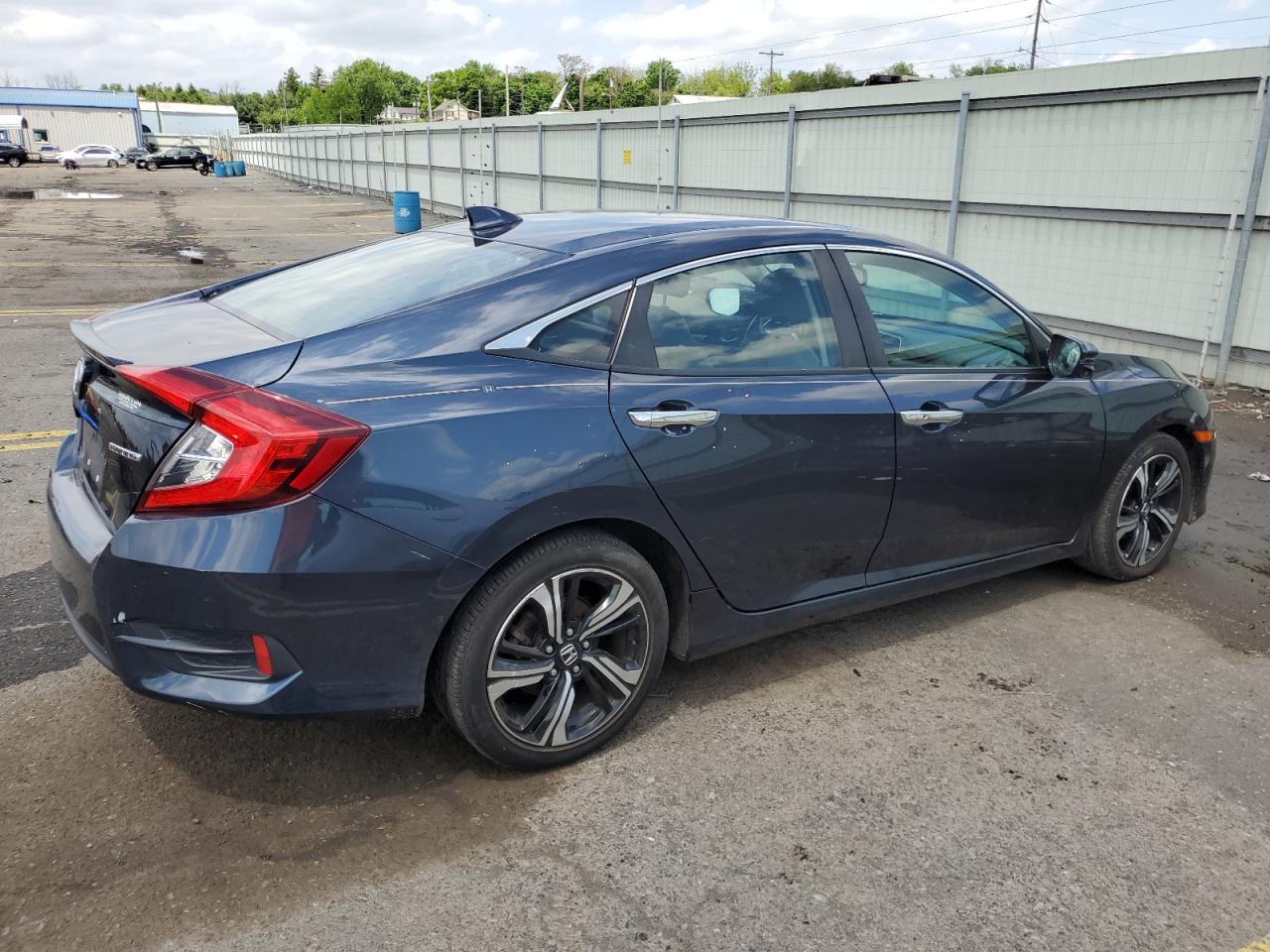 19XFC1F96GE212156 2016 Honda Civic Touring