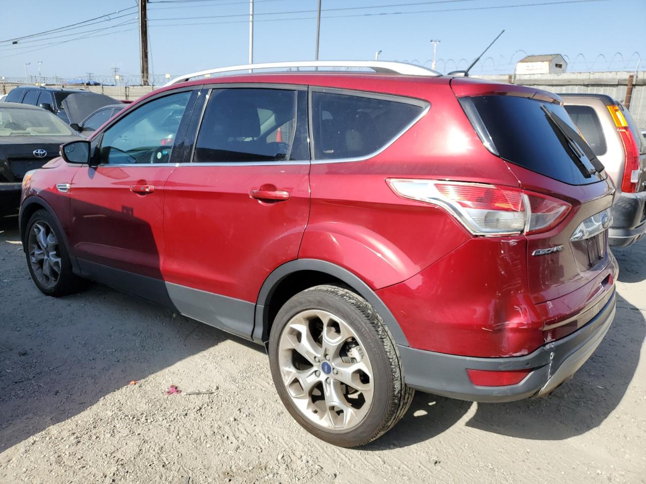 1FMCU0J98FUC05156 2015 Ford Escape Titanium