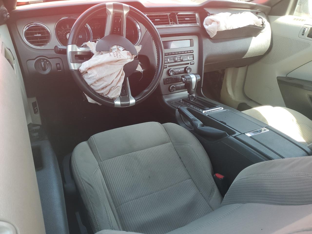 1ZVBP8EN4A5167602 2010 Ford Mustang