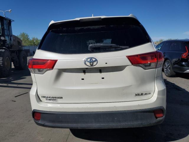 2018 Toyota Highlander Se VIN: 5TDJZRFH1JS541956 Lot: 53889774