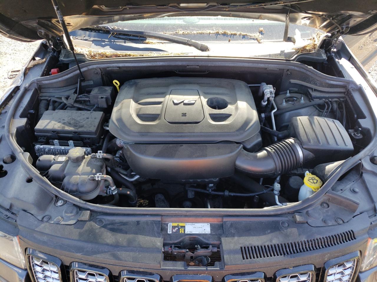 1C4RJFAG8HC925090 2017 Jeep Grand Cherokee Laredo