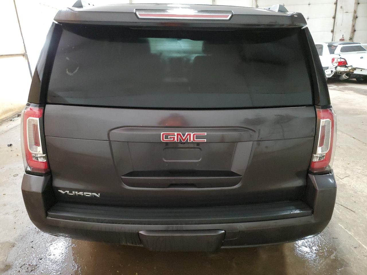 1GKS2BKC9JR334888 2018 GMC Yukon Slt