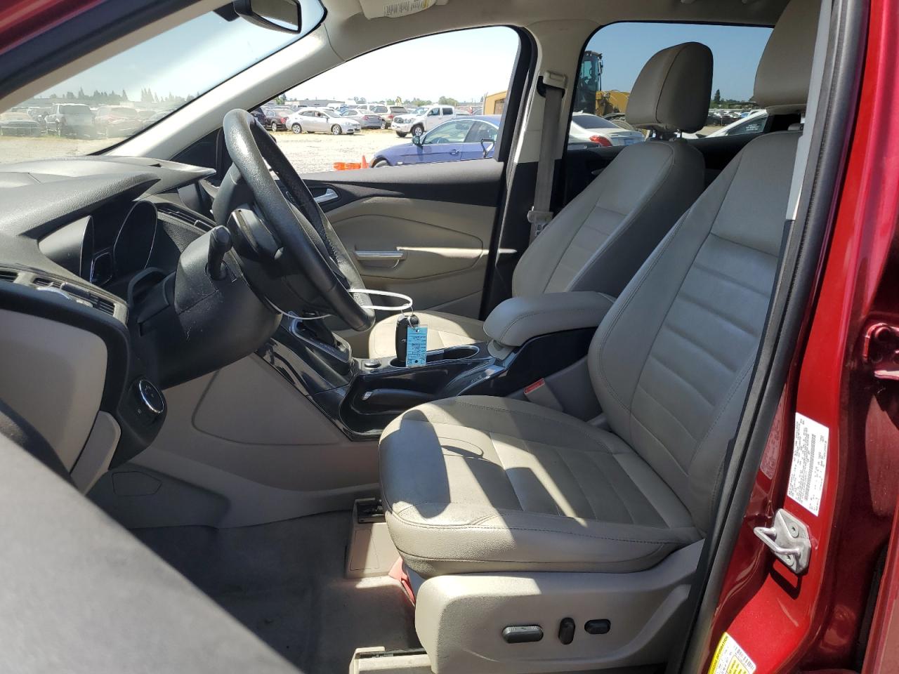 1FMCU9J9XEUA05771 2014 Ford Escape Titanium