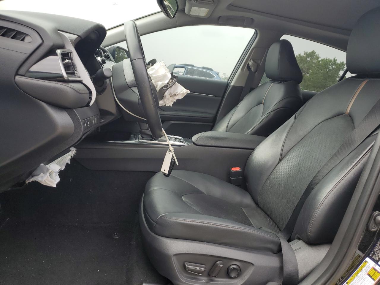 4T1F11AKXLU941932 2020 Toyota Camry Xle