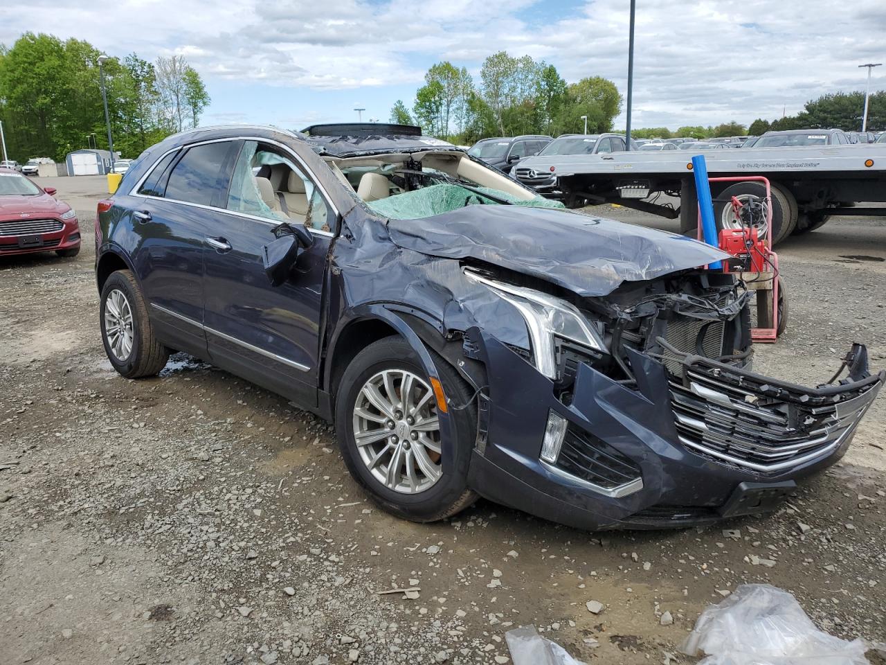 1GYKNDRS9KZ102668 2019 Cadillac Xt5 Luxury