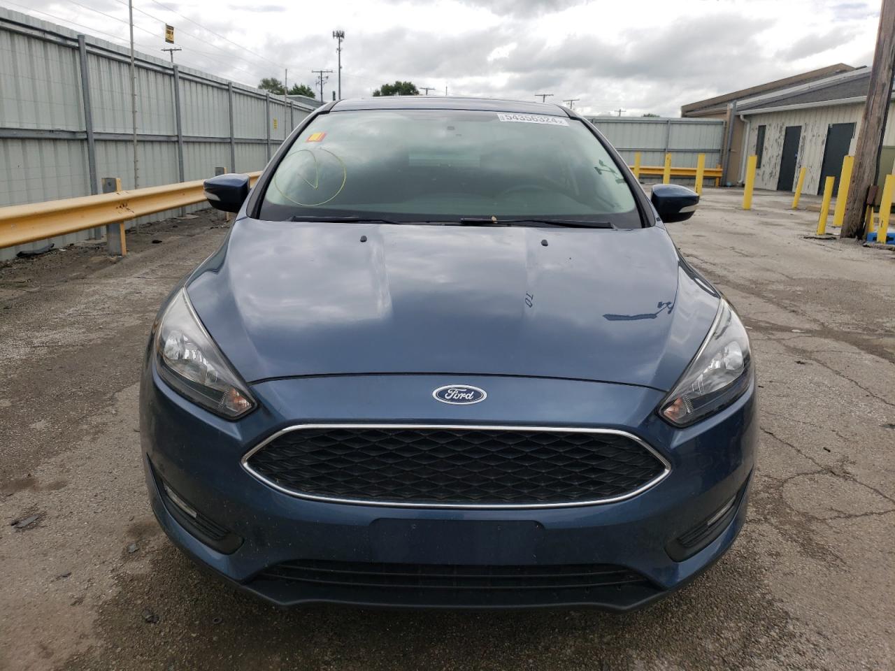 2018 Ford Focus Sel vin: 1FADP3H2XJL209787