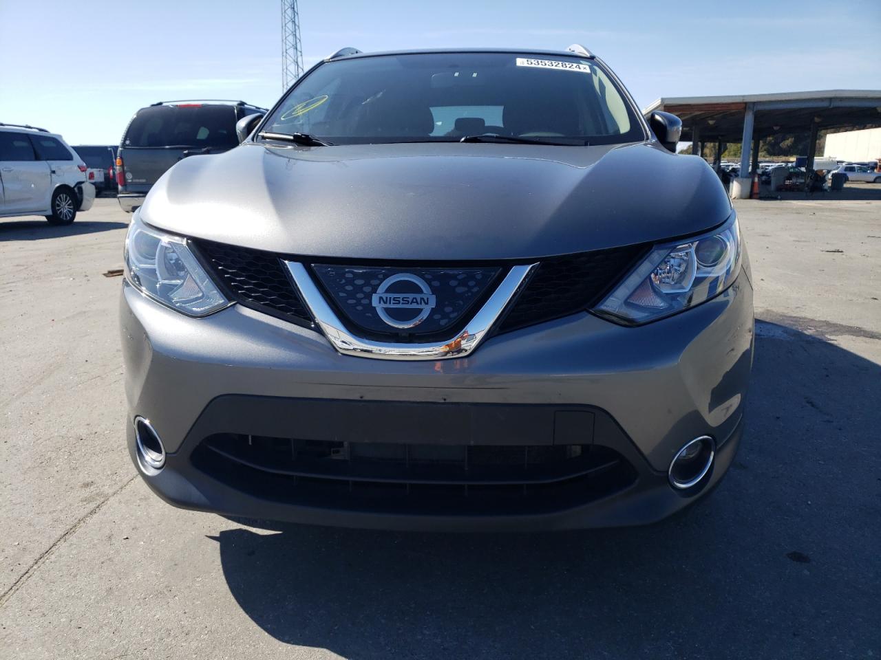 JN1BJ1CP3JW165319 NISSAN ROGUE 2018