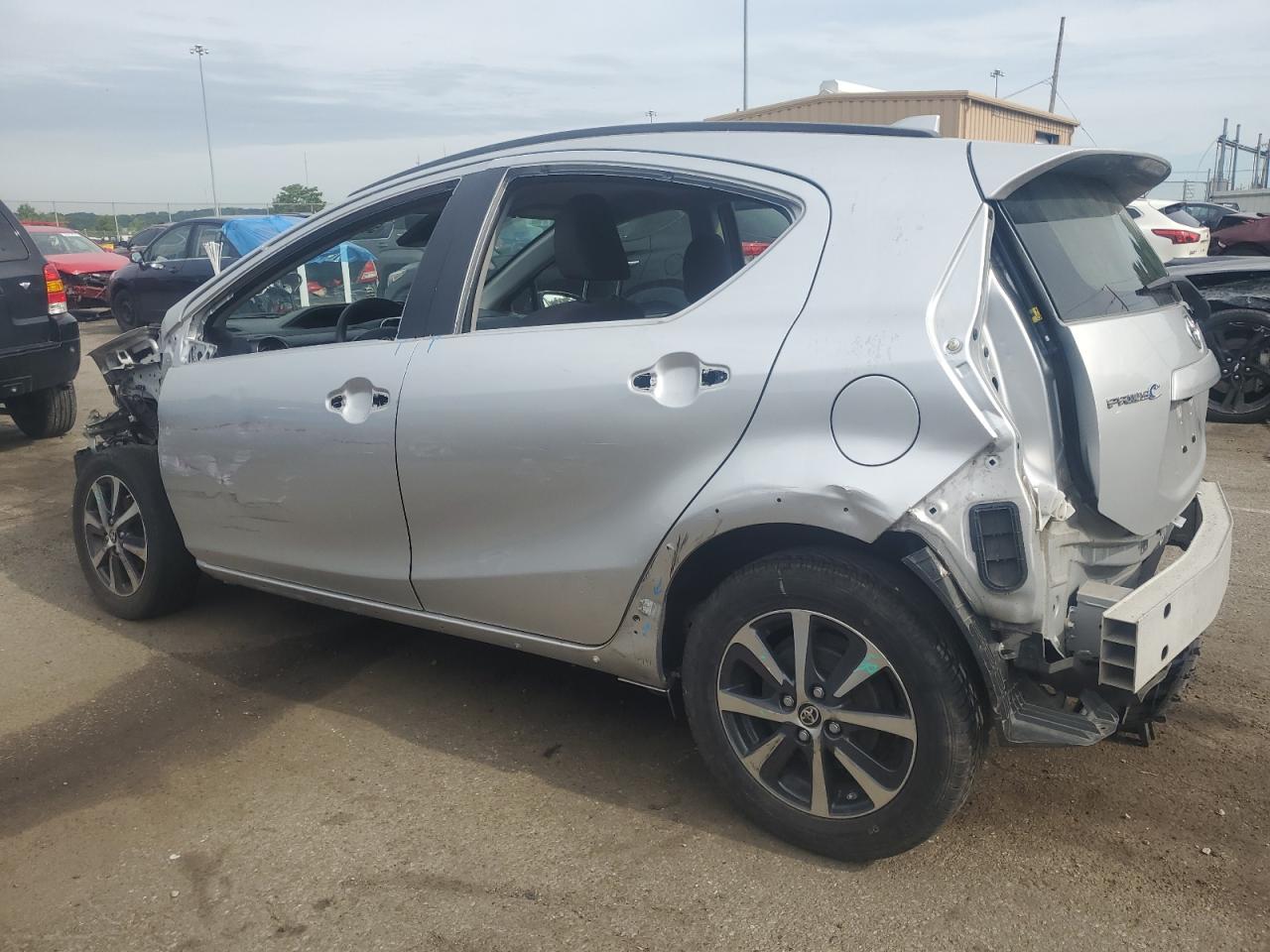 JTDKDTB33J1606832 2018 Toyota Prius C