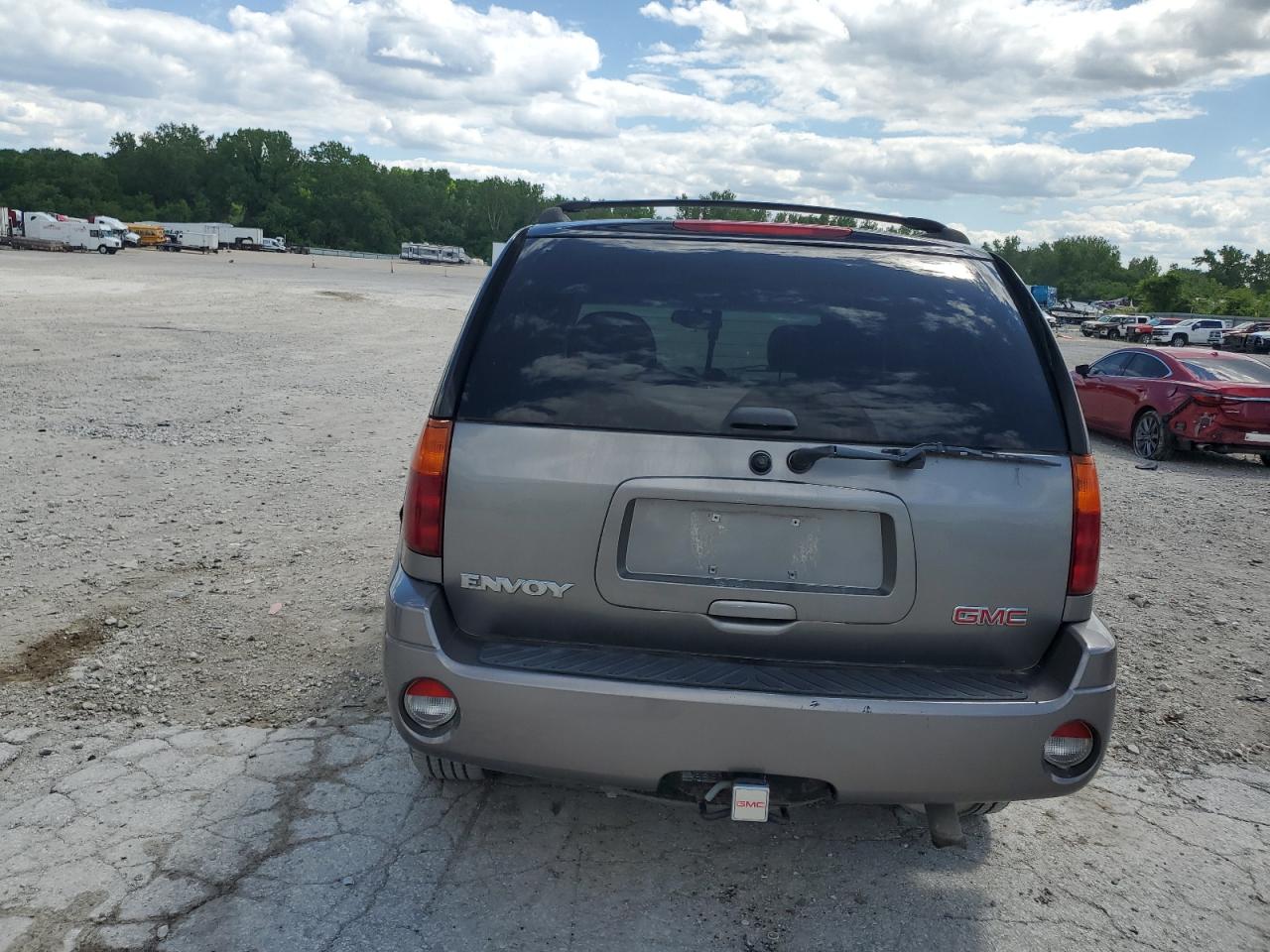 1GKDT13S152362639 2005 GMC Envoy