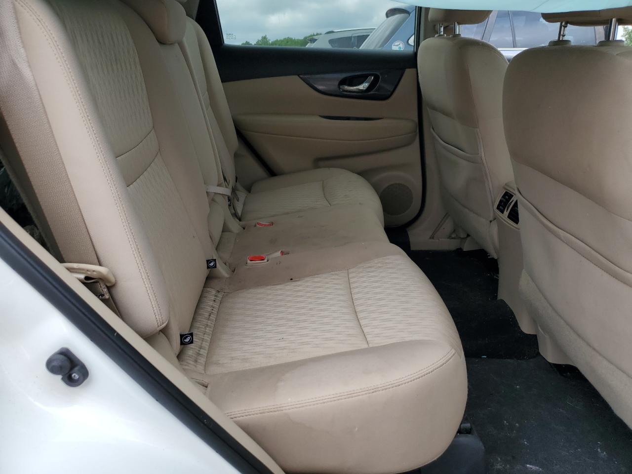 KNMAT2MT3JP606414 2018 Nissan Rogue S