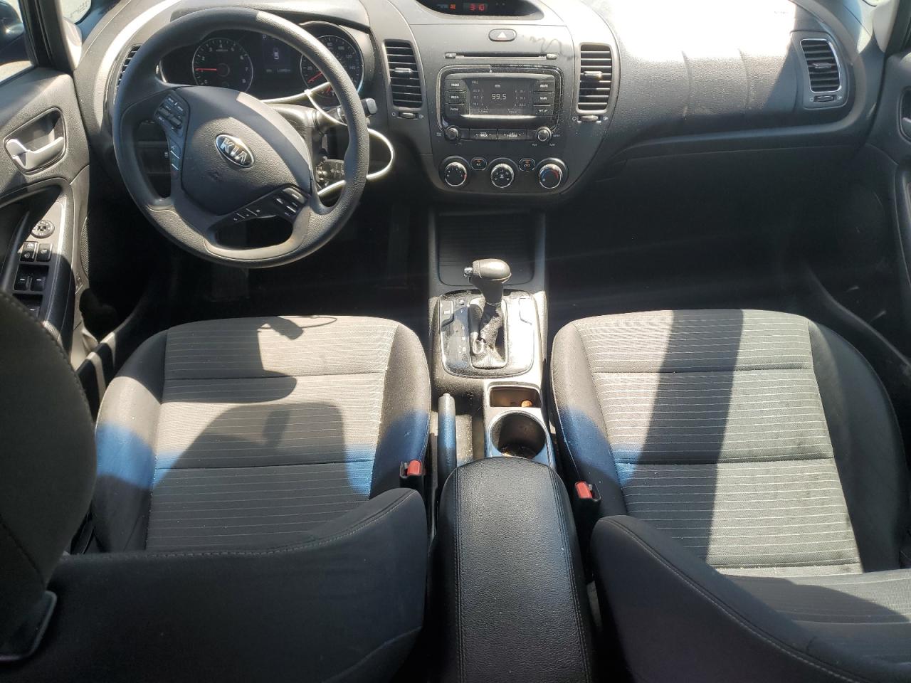 3KPFL4A76HE137290 2017 Kia Forte Lx