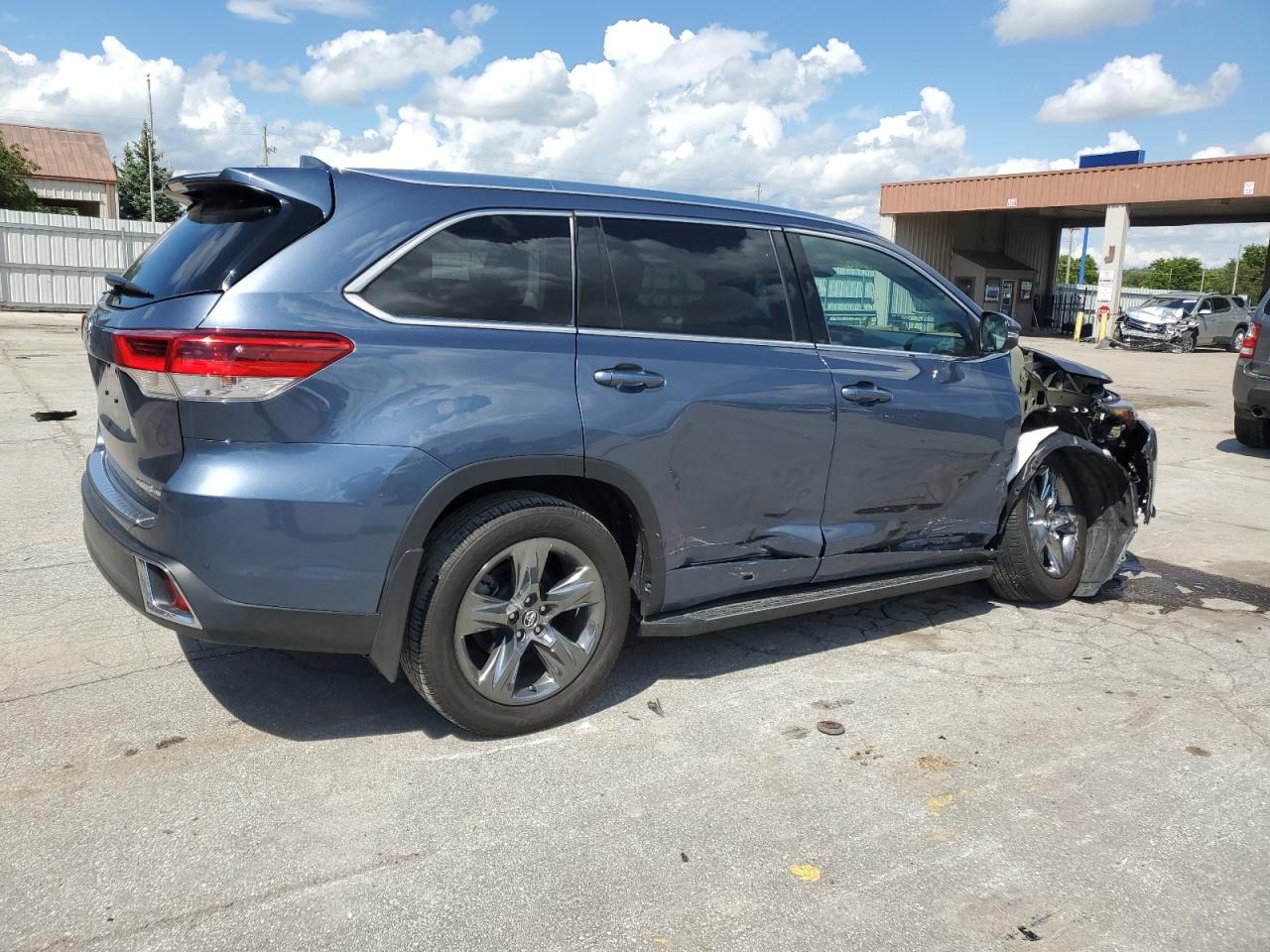 5TDDZRFH2KS970036 TOYOTA HIGHLANDER 2019