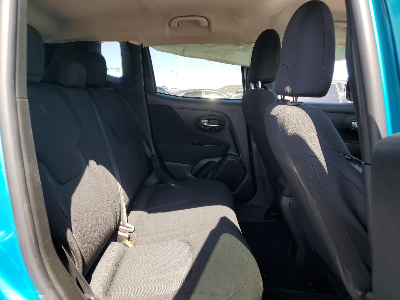 ZACNJBABXKPK37748 2019 Jeep Renegade Sport