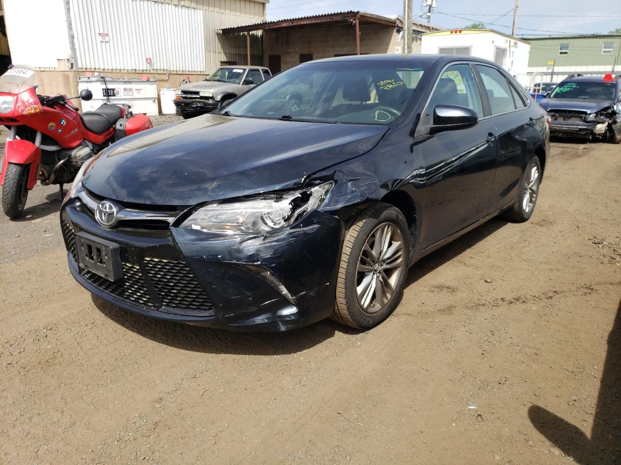 4T1BF1FK4FU071723 2015 Toyota Camry Le