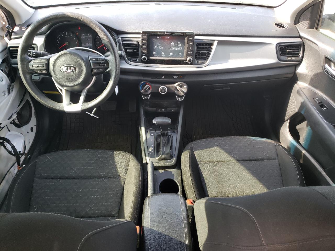 3KPA24AD5LE322460 2020 Kia Rio Lx