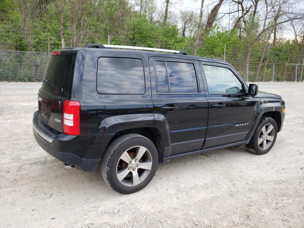 1C4NJPFA6GD699018 2016 Jeep Patriot Latitude