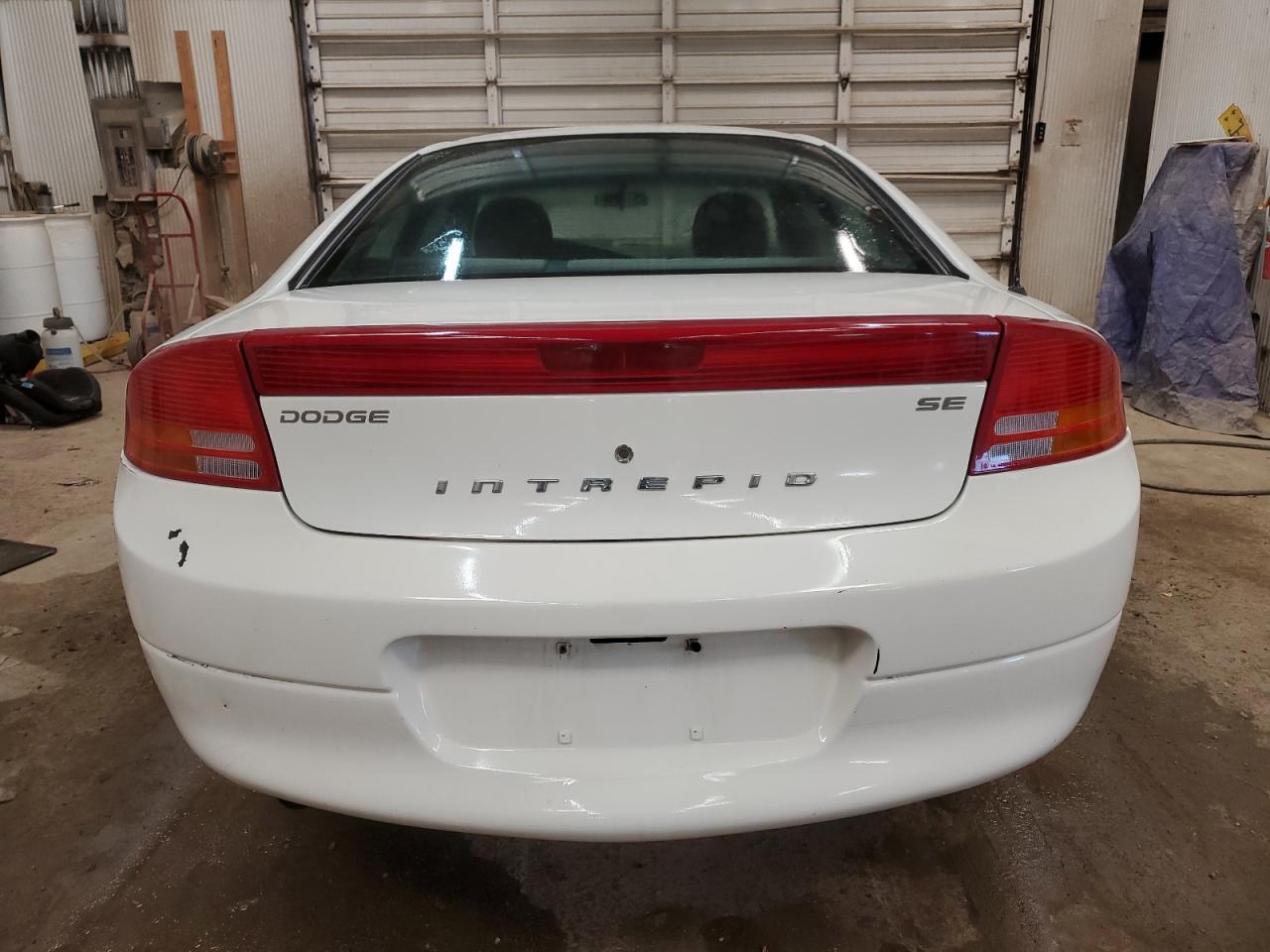 2B3HD46RX4H627750 2004 Dodge Intrepid Se