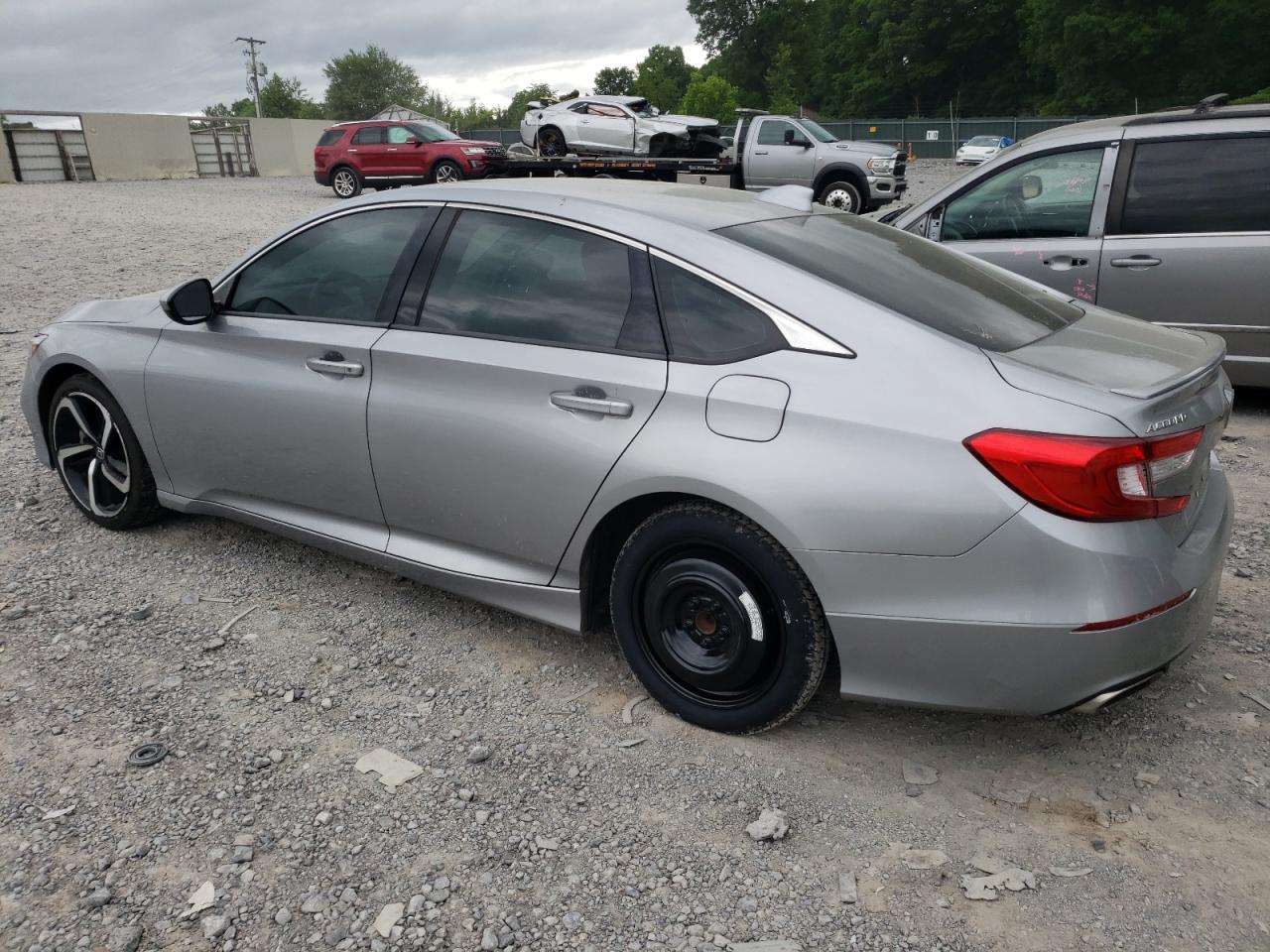 1HGCV2E39JA032066 2018 Honda Accord Sport