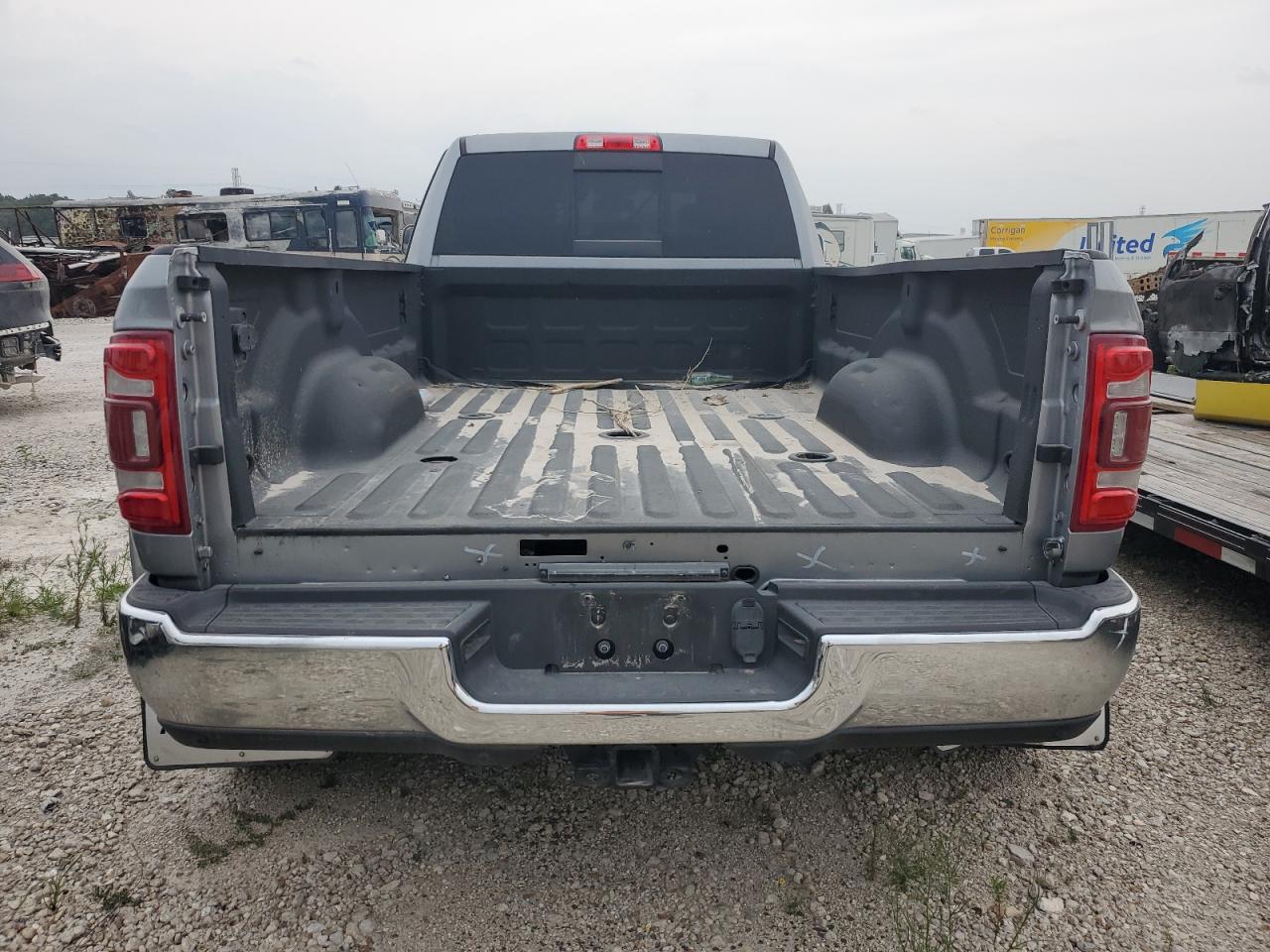 3C63RRJL4LG292100 2020 Ram 3500 Laramie