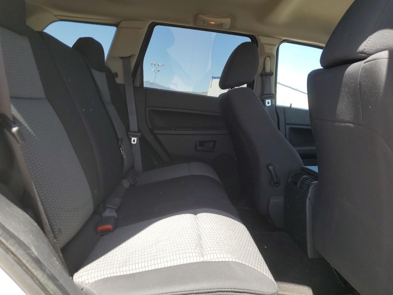 1J8GR48K48C195766 2008 Jeep Grand Cherokee Laredo