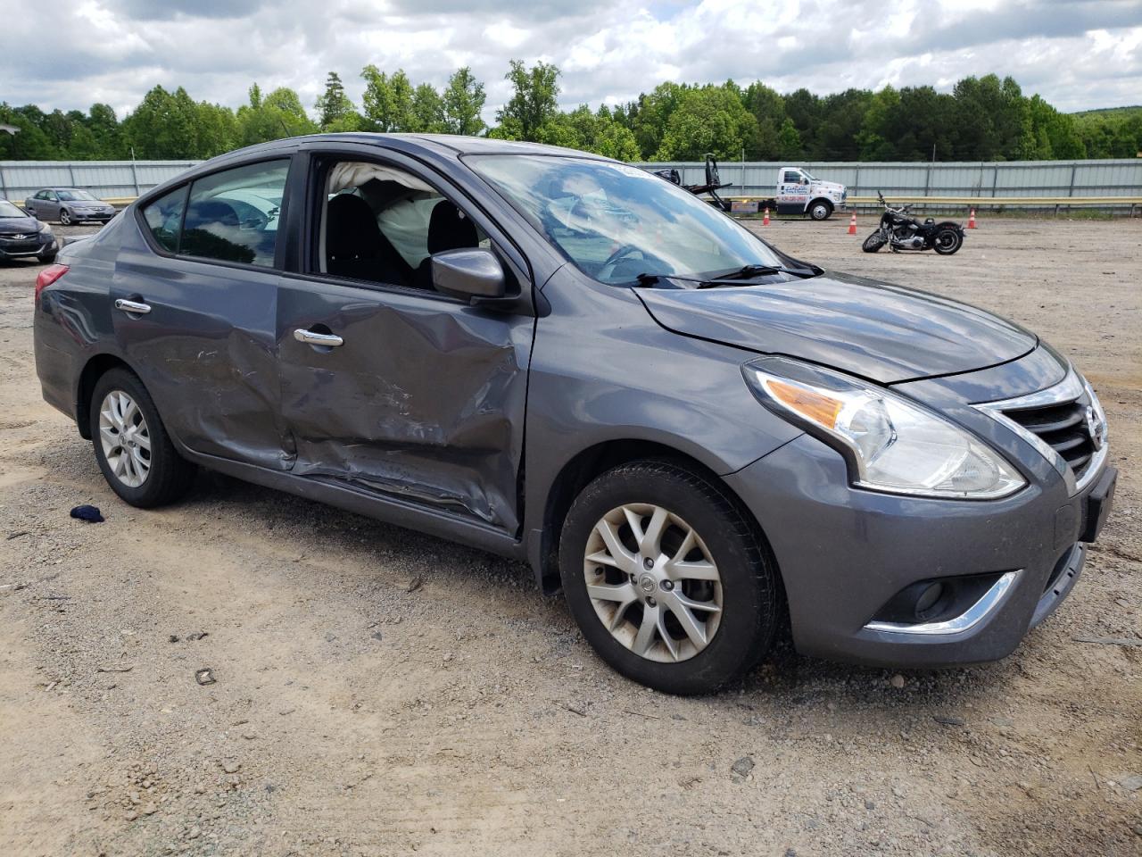 3N1CN7AP8JL808431 NISSAN VERSA 2018