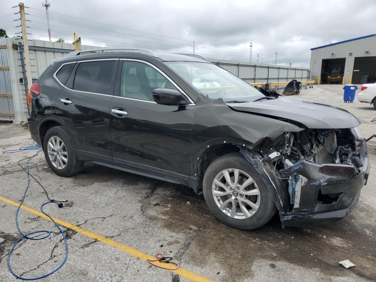 5N1AT2MV6HC777513 NISSAN ROGUE 2017