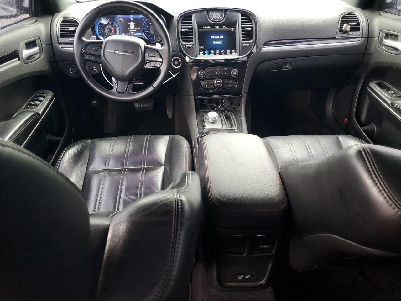 2C3CCABG8JH240547 2018 Chrysler 300 S