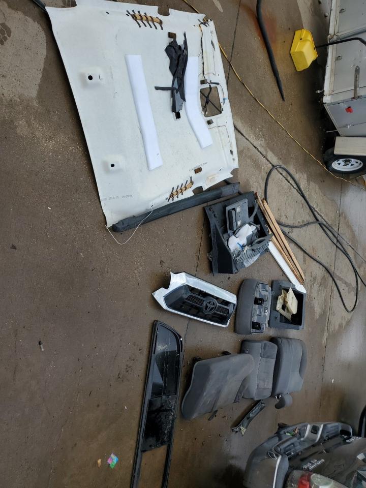 5TFJU4GN7FX070807 2015 Toyota Tacoma Double Cab Prerunner