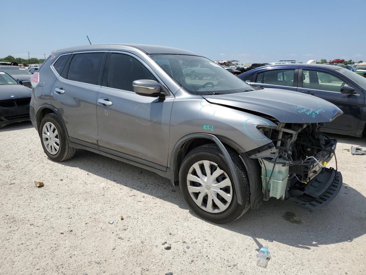 KNMAT2MT9FP579579 2015 Nissan Rogue S