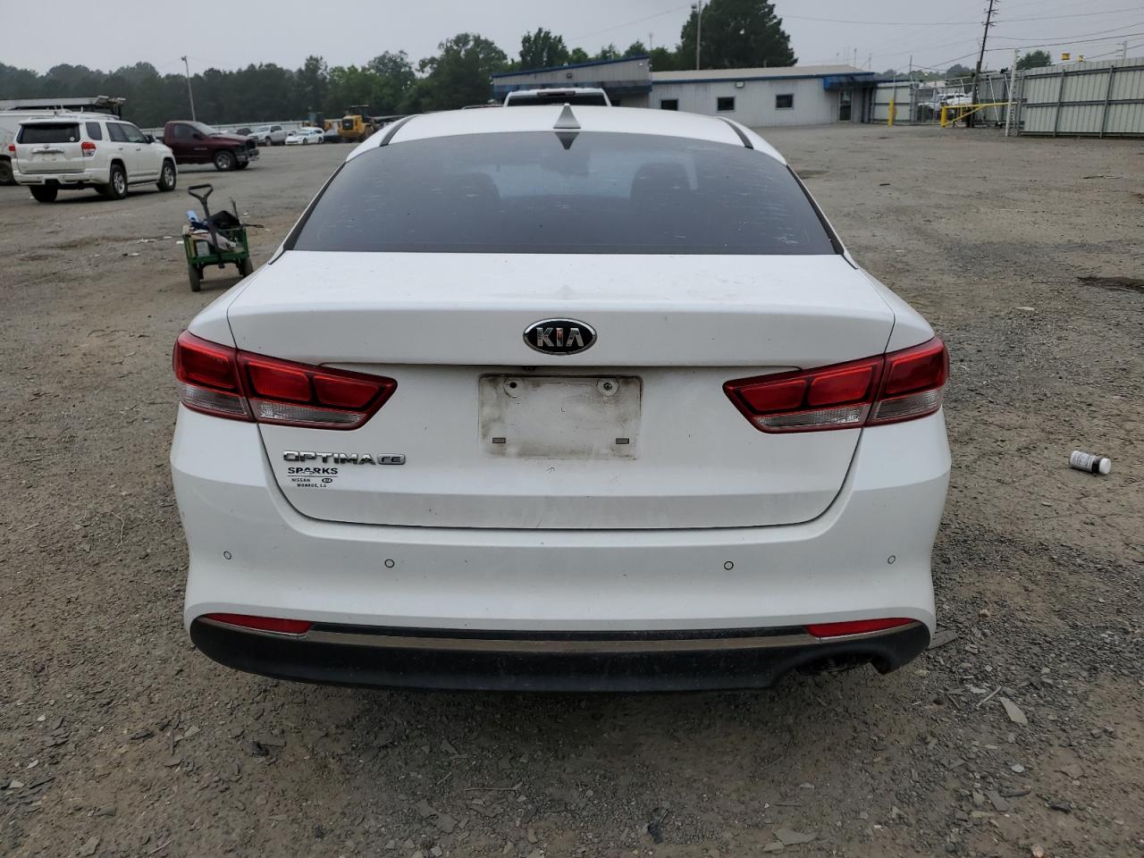 2016 Kia Optima Lx vin: 5XXGT4L38GG063732