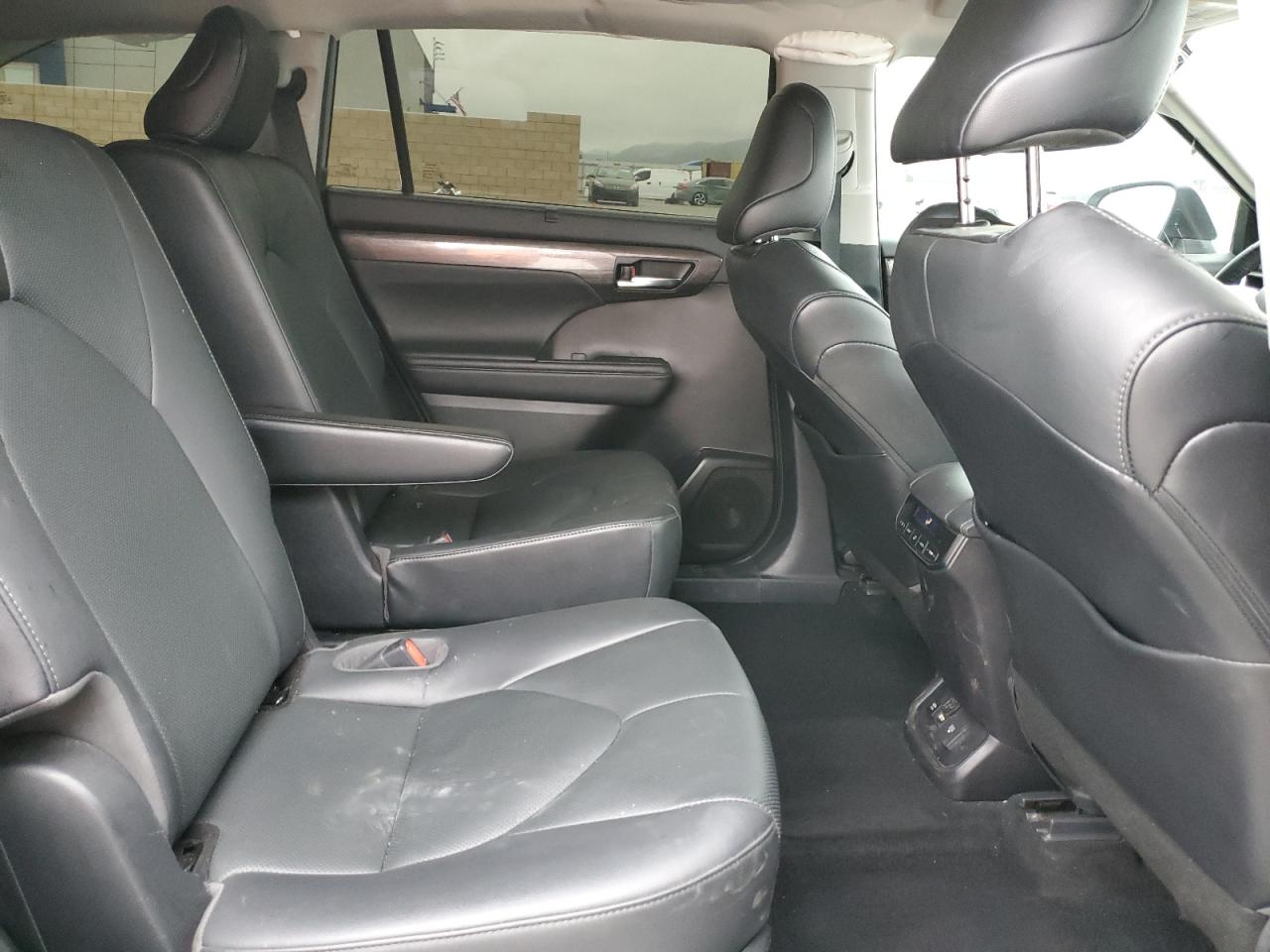 5TDYZRAHXMS046505 2021 Toyota Highlander Limited