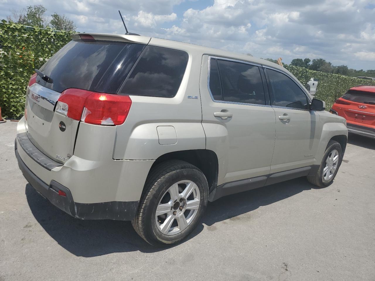 2GKFLVEK8F6425303 2015 GMC Terrain Sle