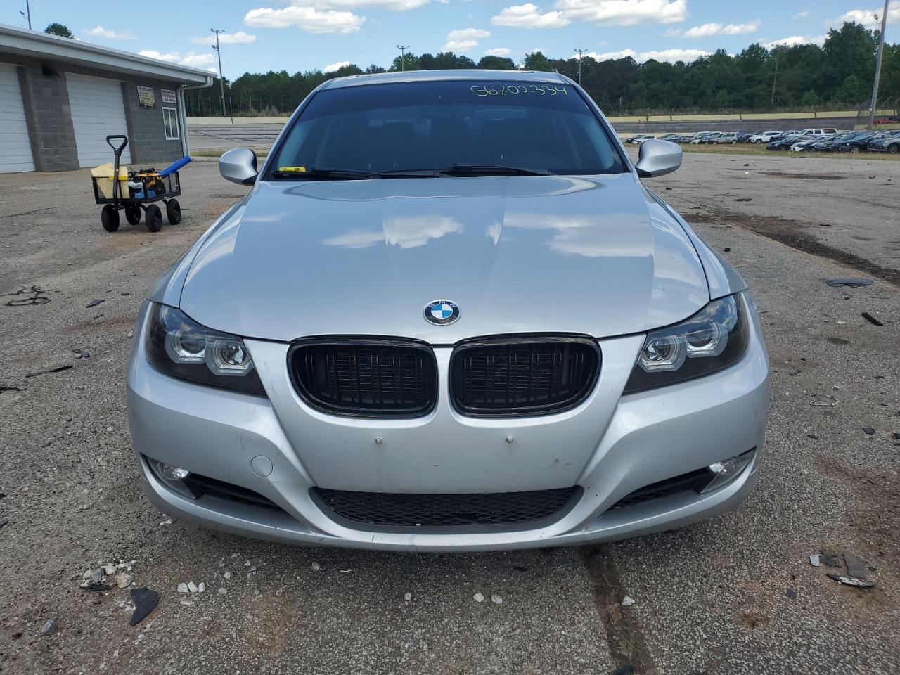 WBAPH7C50BE852147 2011 BMW 328 I