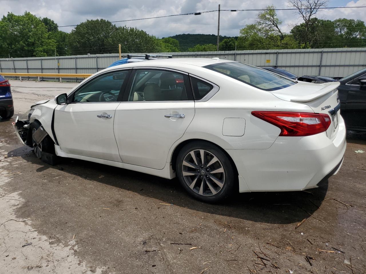 1N4AL3AP1GC152425 NISSAN ALTIMA 2016