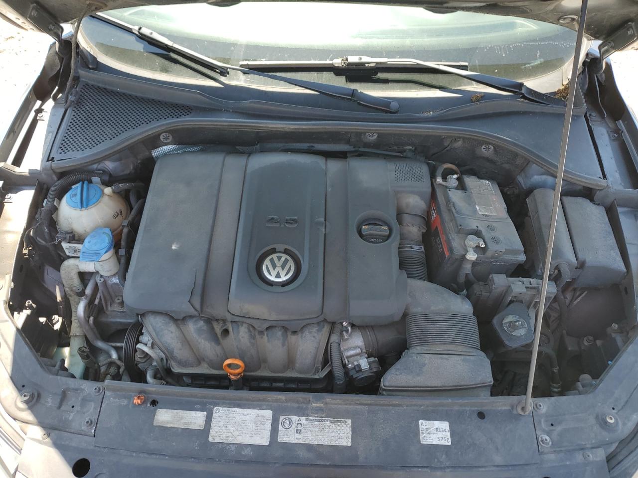 1VWAP7A38DC047103 2013 Volkswagen Passat S