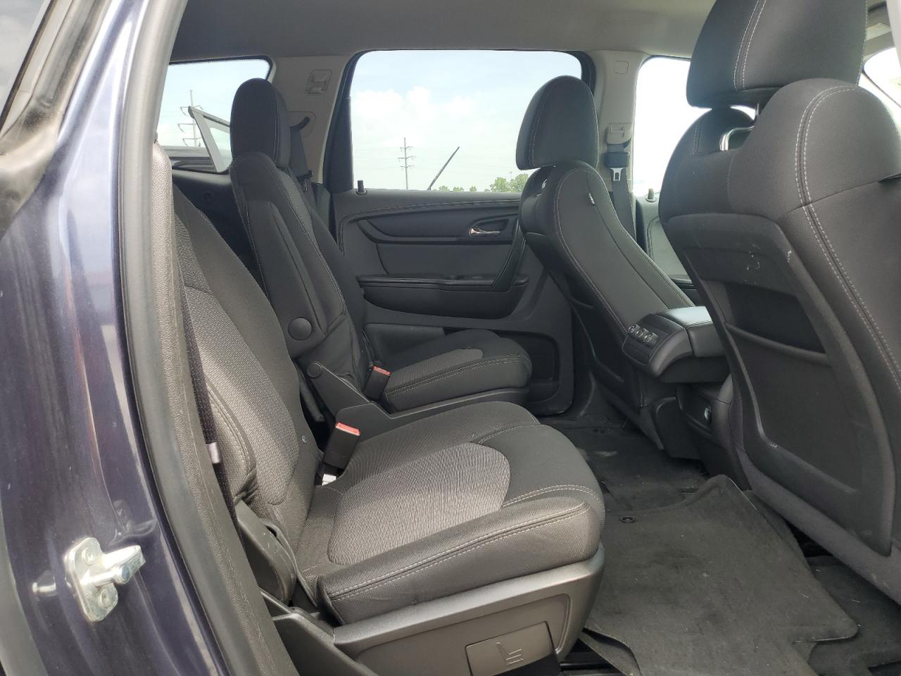 1GNKRGKD6DJ107262 2013 Chevrolet Traverse Lt