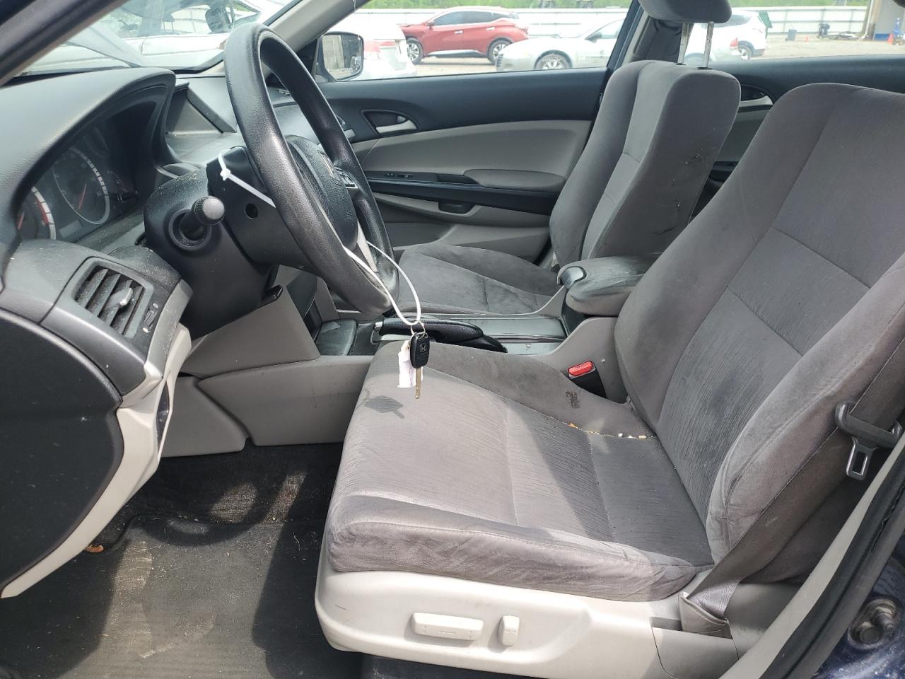 1HGCP2F40BA011433 2011 Honda Accord Lxp