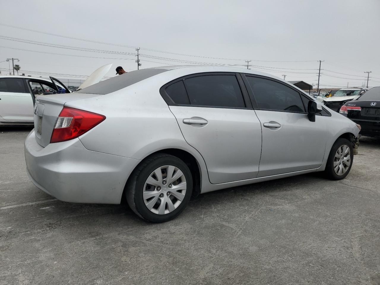 19XFB2F55CE393069 2012 Honda Civic Lx