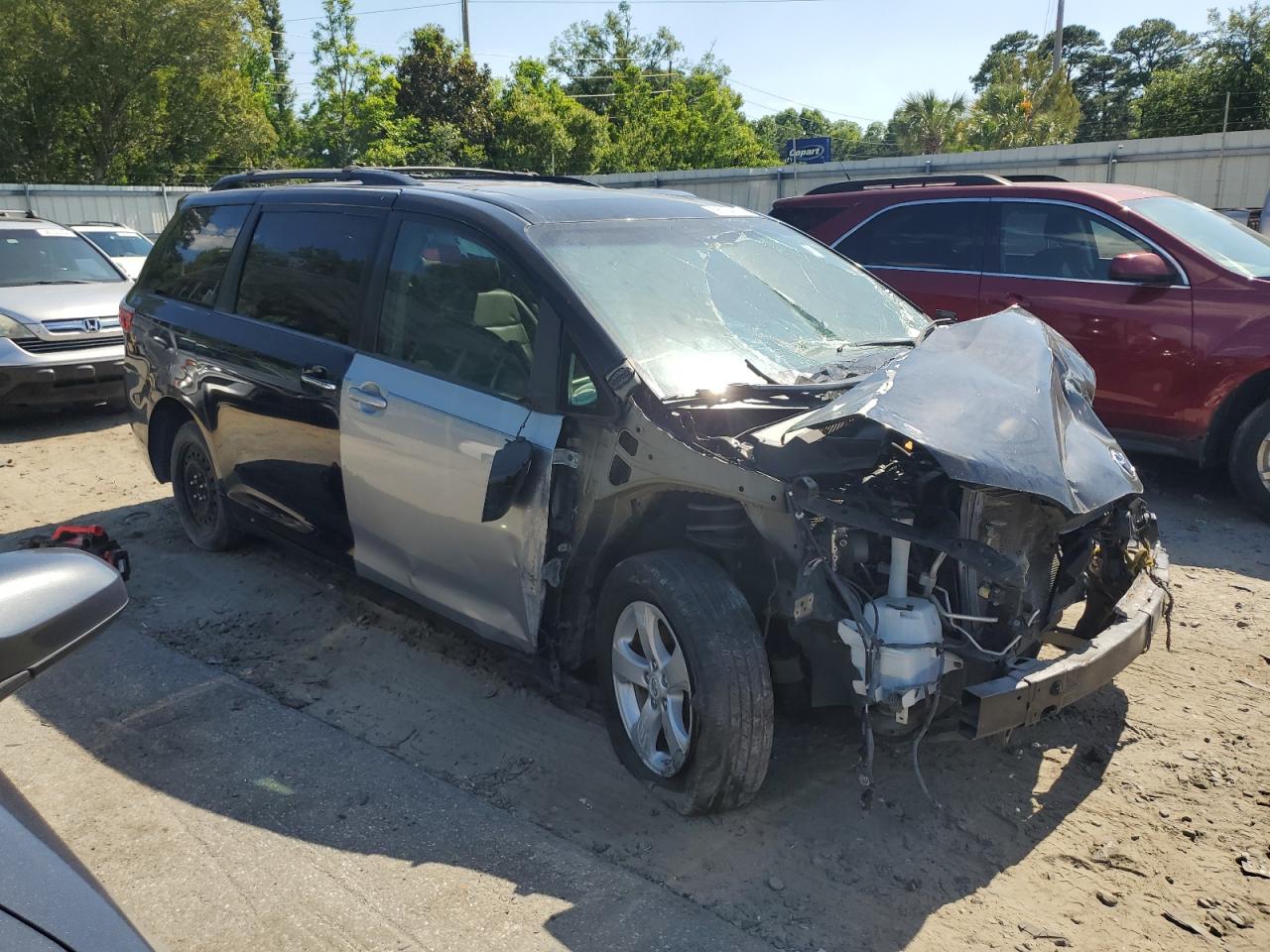 5TDYK3DC7FS527400 2015 Toyota Sienna Xle