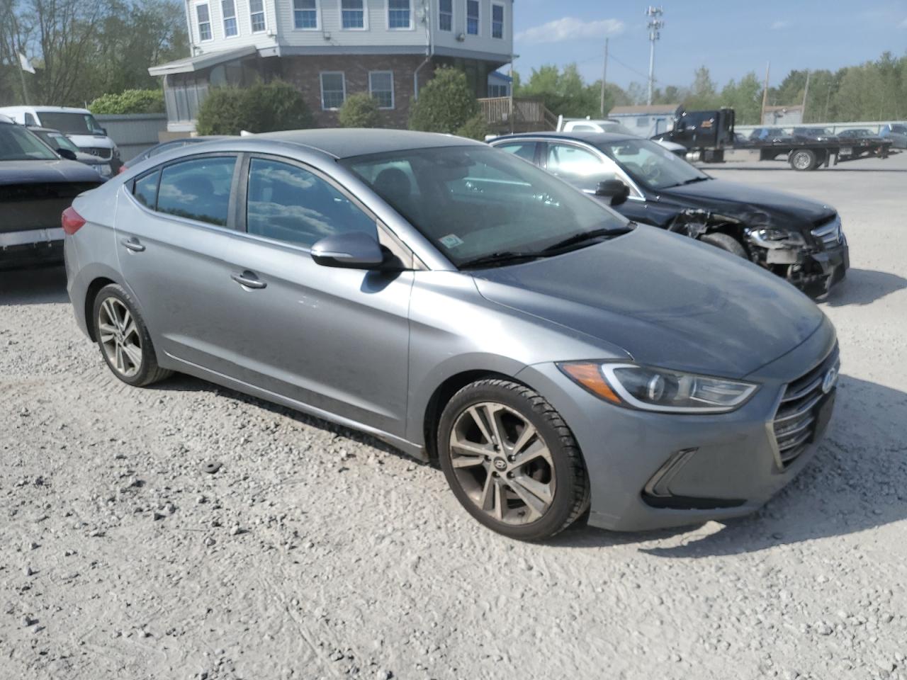 KMHD84LF3JU581341 2018 Hyundai Elantra Sel