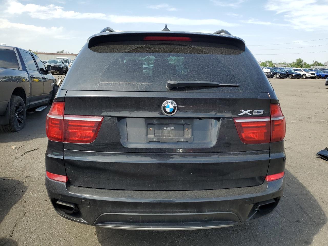 2013 BMW X5 xDrive50I vin: 5UXZV8C55D0C15265