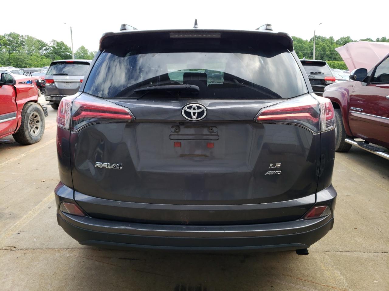 JTMBFREVXHJ150560 2017 Toyota Rav4 Le